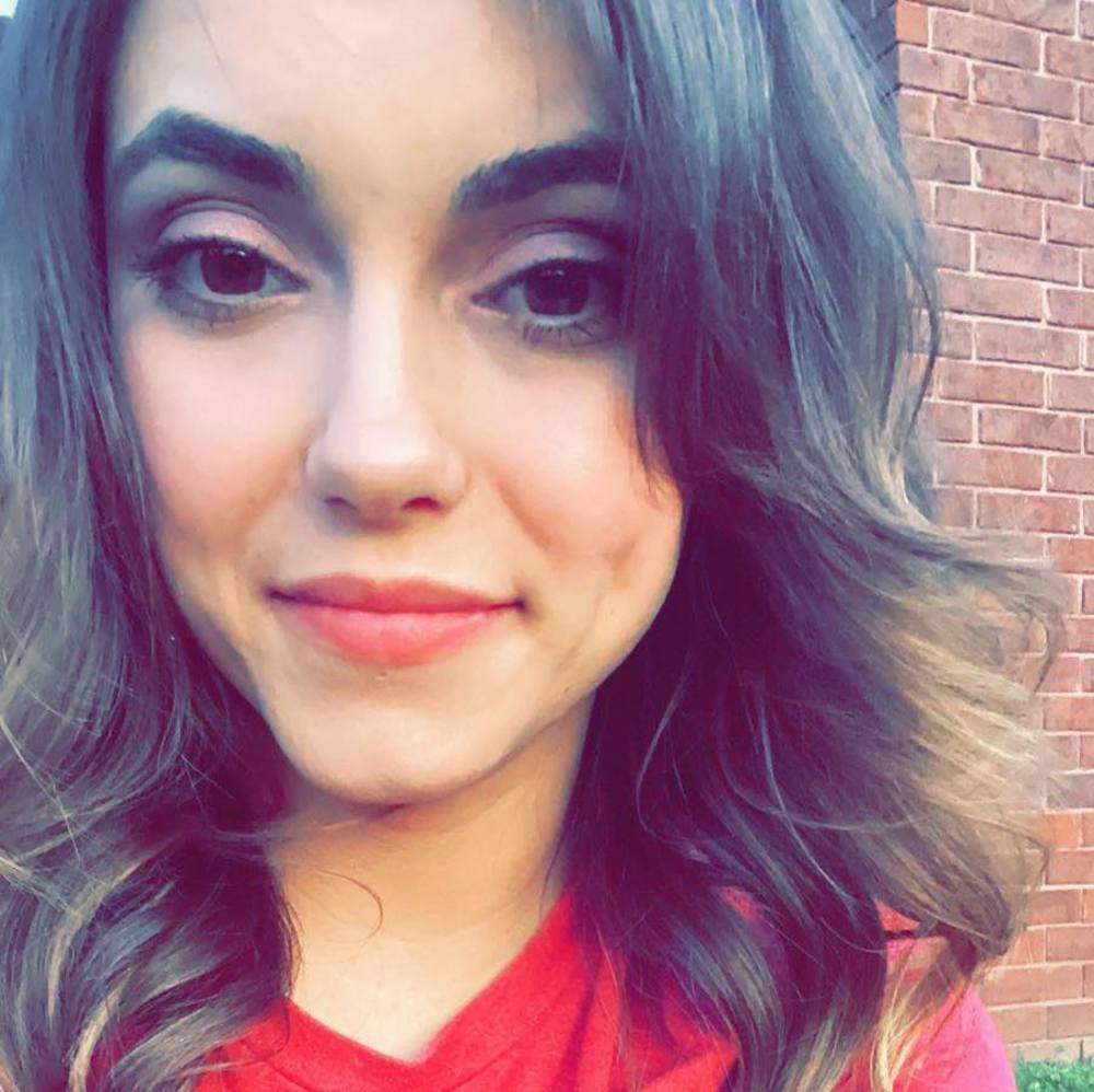 Meet your Posher, Leslie